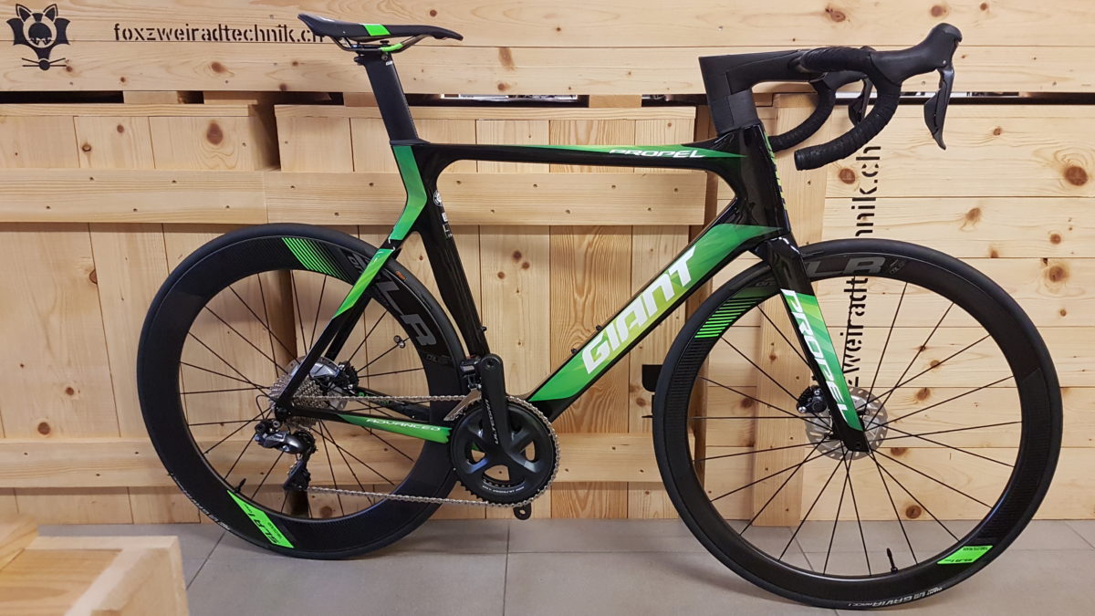 Ausstellungsmodell – Giant Rennrad Propel Advanced Pro Disc